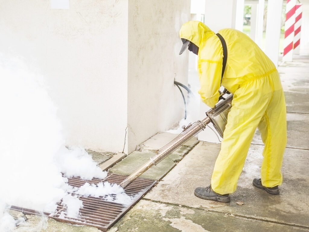 Best Eavestrough Cleaning Services in Lethbridge & Pricing Guide